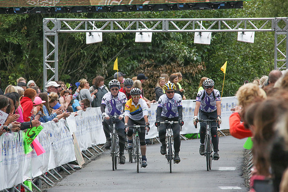 FL – A2 TEAMS –FINISH LINE – 1 –  CAPS WESTWOOD CYCLE –  RTCCVA – Sombilon Photography-3