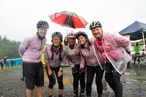 DAY 1 ROUTE -HEROES OF THE 2012 RIDE TO CONQUER CANCER - BC Cancer Foundation - Photos by Ron Sombilon Photography-23-TEAM FINN