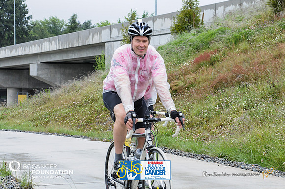 DAY 1 ROUTE -RIDERS ON ROUTE AT THE 2012 RIDE TO CONQUER CANCER - BC Cancer Foundation - Photos by Ron Sombilon Photography-150-TEAM FINN-WEB