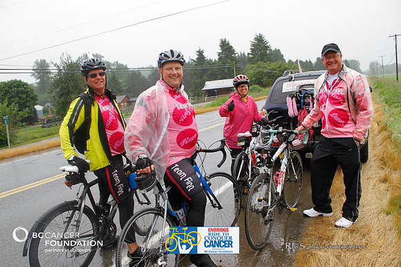 DAY 1 ROUTE -RIDERS ON ROUTE AT THE 2012 RIDE TO CONQUER CANCER - BC Cancer Foundation - Photos by Ron Sombilon Photography-399-TEAM FINN-WEB