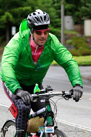 DAY 1 ROUTE -RIDERS ON ROUTE AT THE 2012 RIDE TO CONQUER CANCER - BC Cancer Foundation - Photos by Ron Sombilon Photography-TEAM FINN-WEB
