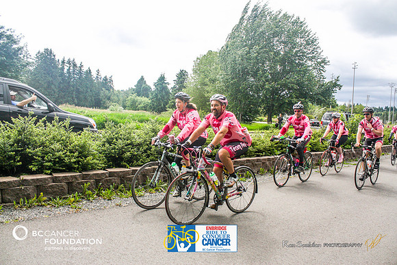DAY 2 ROUTE -RIDERS ON ROUTE AT THE 2012 RIDE TO CONQUER CANCER - BC Cancer Foundation - Photos by Ron Sombilon Photography-56-TEAM FINN-WEB