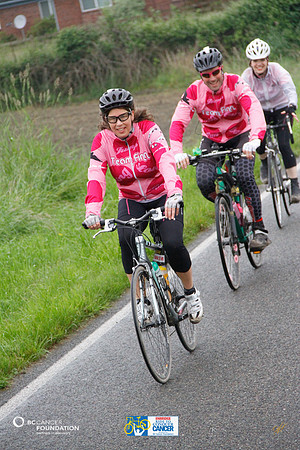 DAY 2 ROUTE -RIDERS ON ROUTE AT THE 2012 RIDE TO CONQUER CANCER - BC Cancer Foundation - Photos by Ron Sombilon Photography-433-TEAM FINN-WEB
