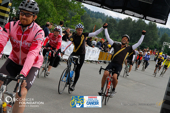FINISH LINE CROSSING - RIDE TO CONQUER CANCER 2012 - BC Cancer Foundation - Photos by Ron Sombilon Photography-2053-TEAM FINN-WEB