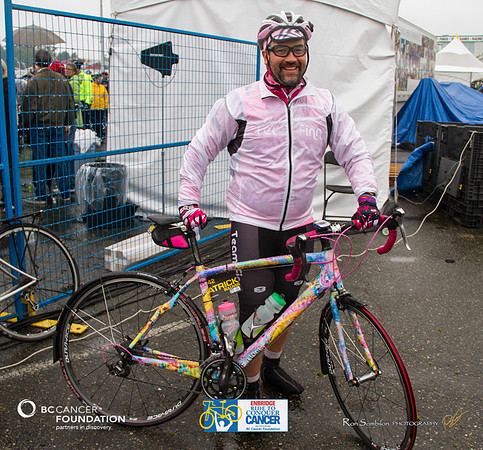 OPENING CEREMONIES - START LINE -SPEECHES - HEROE PORTRAITS - 2012 RIDE TO CONQUER CANCER - BC Cancer Foundation - Photos by Ron Sombilon Photography-218-TEAM FINN-WEB