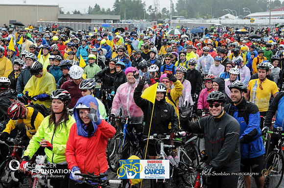 OPENING CEREMONIES - START LINE -SPEECHES - HEROE PORTRAITS - 2012 RIDE TO CONQUER CANCER - BC Cancer Foundation - Photos by Ron Sombilon Photography-442-TEAM FINN-WEB