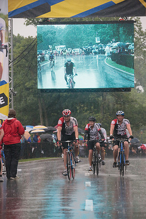 FINISH 1 - TheRideTO - SOMBILON PHOTO-3219