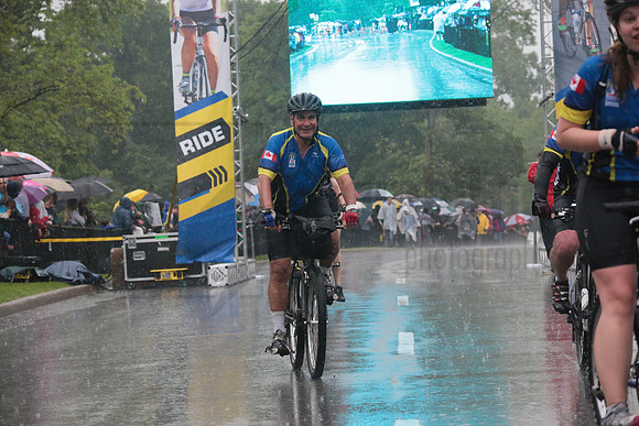 FINISH 1 - TheRideTO - SOMBILON PHOTO-3555
