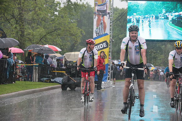 FINISH 1 - TheRideTO - SOMBILON PHOTO-3695