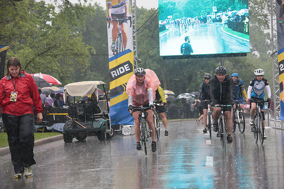 FINISH 1 - TheRideTO - SOMBILON PHOTO-3703