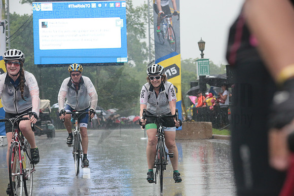 FINISH 1 - TheRideTO - SOMBILON PHOTO-3730
