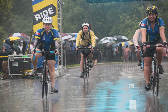 FINISH 1 - TheRideTO - SOMBILON PHOTO-3747