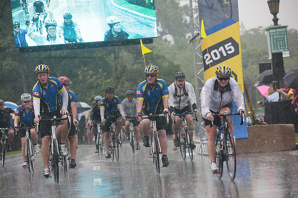 FINISH 1 - TheRideTO - SOMBILON PHOTO-3810