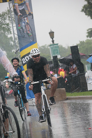 FINISH 1 - TheRideTO - SOMBILON PHOTO-3827