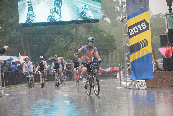 FINISH 1 - TheRideTO - SOMBILON PHOTO-3888