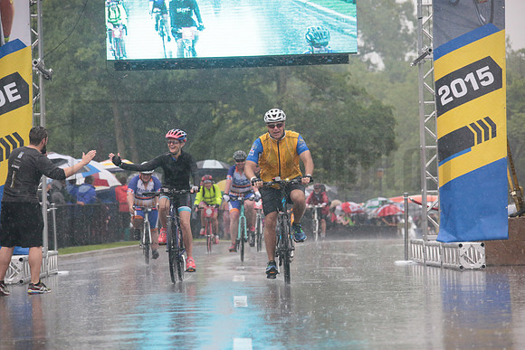 FINISH 1 - TheRideTO - SOMBILON PHOTO-3933