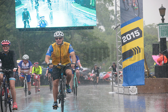 FINISH 1 - TheRideTO - SOMBILON PHOTO-3936