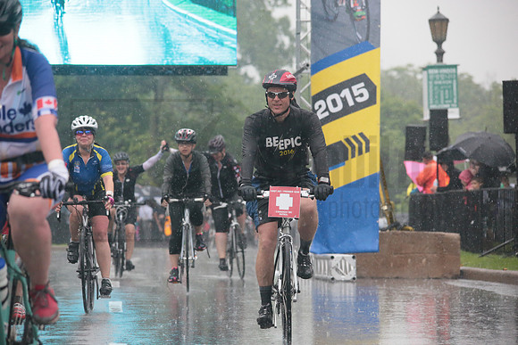 FINISH 1 - TheRideTO - SOMBILON PHOTO-3946