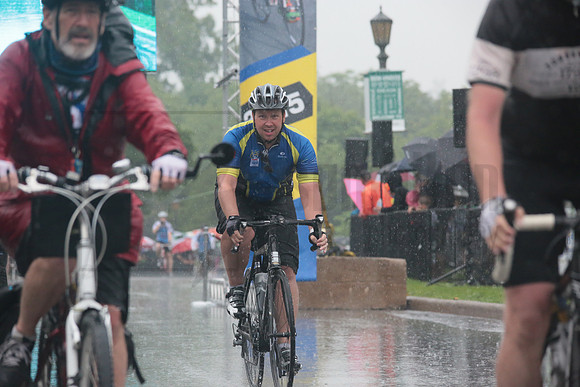 FINISH 1 - TheRideTO - SOMBILON PHOTO-3964