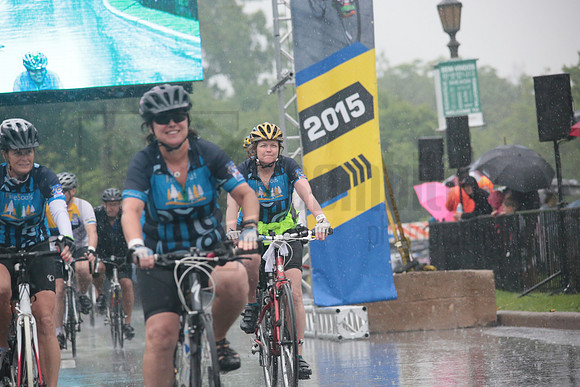 FINISH 1 - TheRideTO - SOMBILON PHOTO-4026