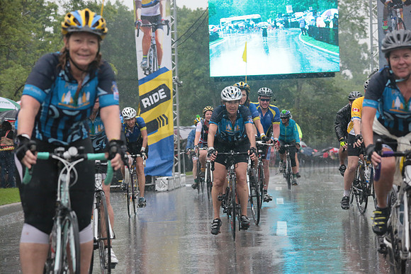 FINISH 1 - TheRideTO - SOMBILON PHOTO-4035