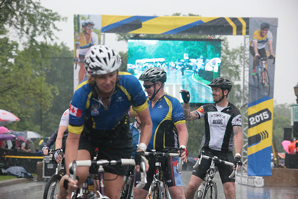 FINISH 1 - TheRideTO - SOMBILON PHOTO-4046