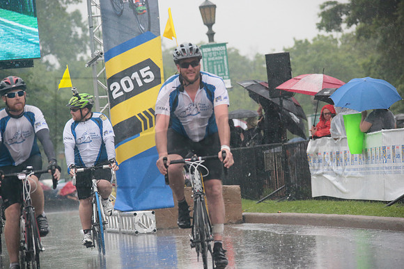 FINISH 1 - TheRideTO - SOMBILON PHOTO-4157