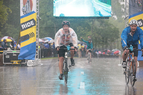 FINISH 1 - TheRideTO - SOMBILON PHOTO-4217