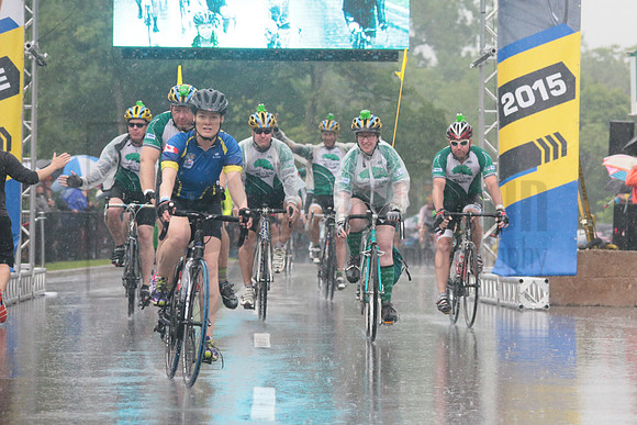 FINISH 1 - TheRideTO - SOMBILON PHOTO-4265