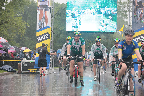 FINISH 1 - TheRideTO - SOMBILON PHOTO-4273