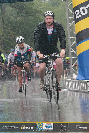 FINISH 1 - TheRideTO - SOMBILON PHOTO-3112logo