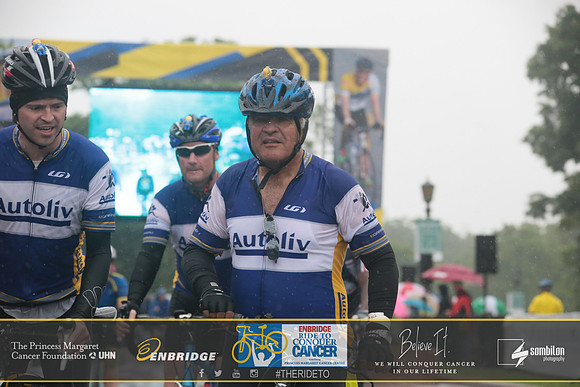 FINISH 1 - TheRideTO - SOMBILON PHOTO-0399-logo