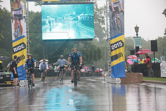 FINISH 1 - TheRideTO - SOMBILON PHOTO-0425
