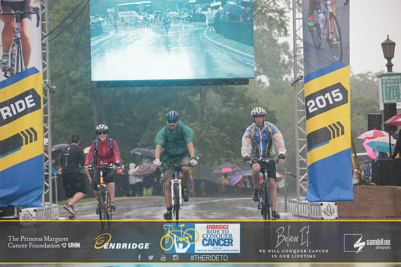 FINISH 1 - TheRideTO - SOMBILON PHOTO-0505-logo
