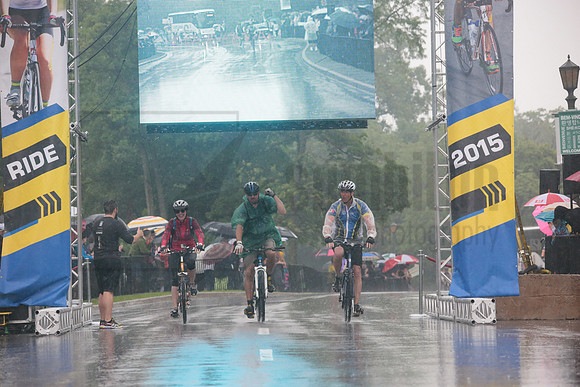 FINISH 1 - TheRideTO - SOMBILON PHOTO-0502