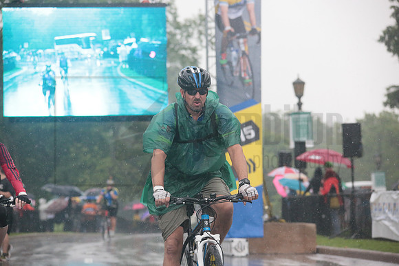 FINISH 1 - TheRideTO - SOMBILON PHOTO-0512