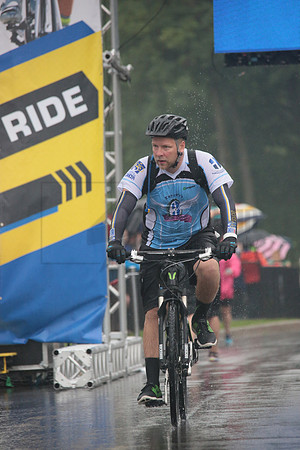 FINISH 1 - TheRideTO - SOMBILON PHOTO-0603