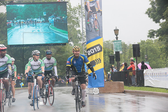 FINISH 1 - TheRideTO - SOMBILON PHOTO-0915