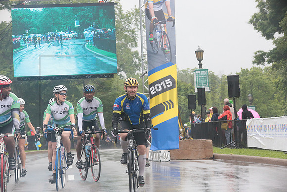 FINISH 1 - TheRideTO - SOMBILON PHOTO-0916