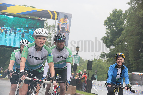 FINISH 1 - TheRideTO - SOMBILON PHOTO-0927