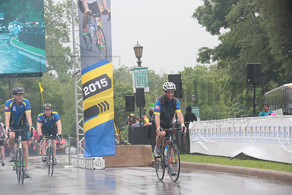 FINISH 1 - TheRideTO - SOMBILON PHOTO-0943