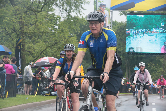 FINISH 1 - TheRideTO - SOMBILON PHOTO-0950