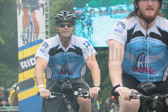FINISH 1 - TheRideTO - SOMBILON PHOTO-0983
