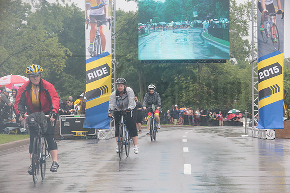 FINISH 1 - TheRideTO - SOMBILON PHOTO-1030