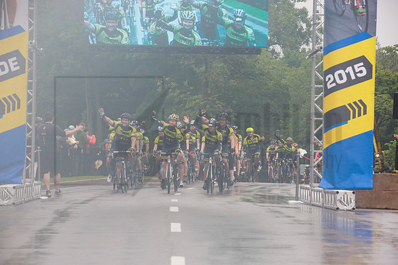 FINISH 1 - TheRideTO - SOMBILON PHOTO-1053