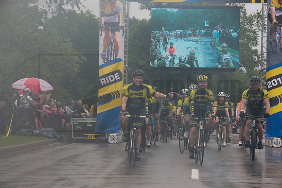 FINISH 1 - TheRideTO - SOMBILON PHOTO-1066