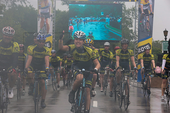 FINISH 1 - TheRideTO - SOMBILON PHOTO-1080