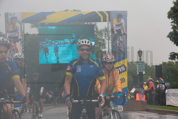 FINISH 1 - TheRideTO - SOMBILON PHOTO-1111