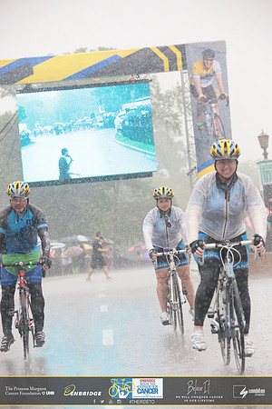 FINISH 1 - TheRideTO - SOMBILON PHOTO-0182-logo