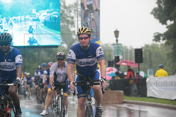 FINISH 1 - TheRideTO - SOMBILON PHOTO-0377